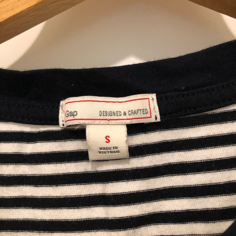 GAP Cropped Striped Tank - Picture 3 of 3